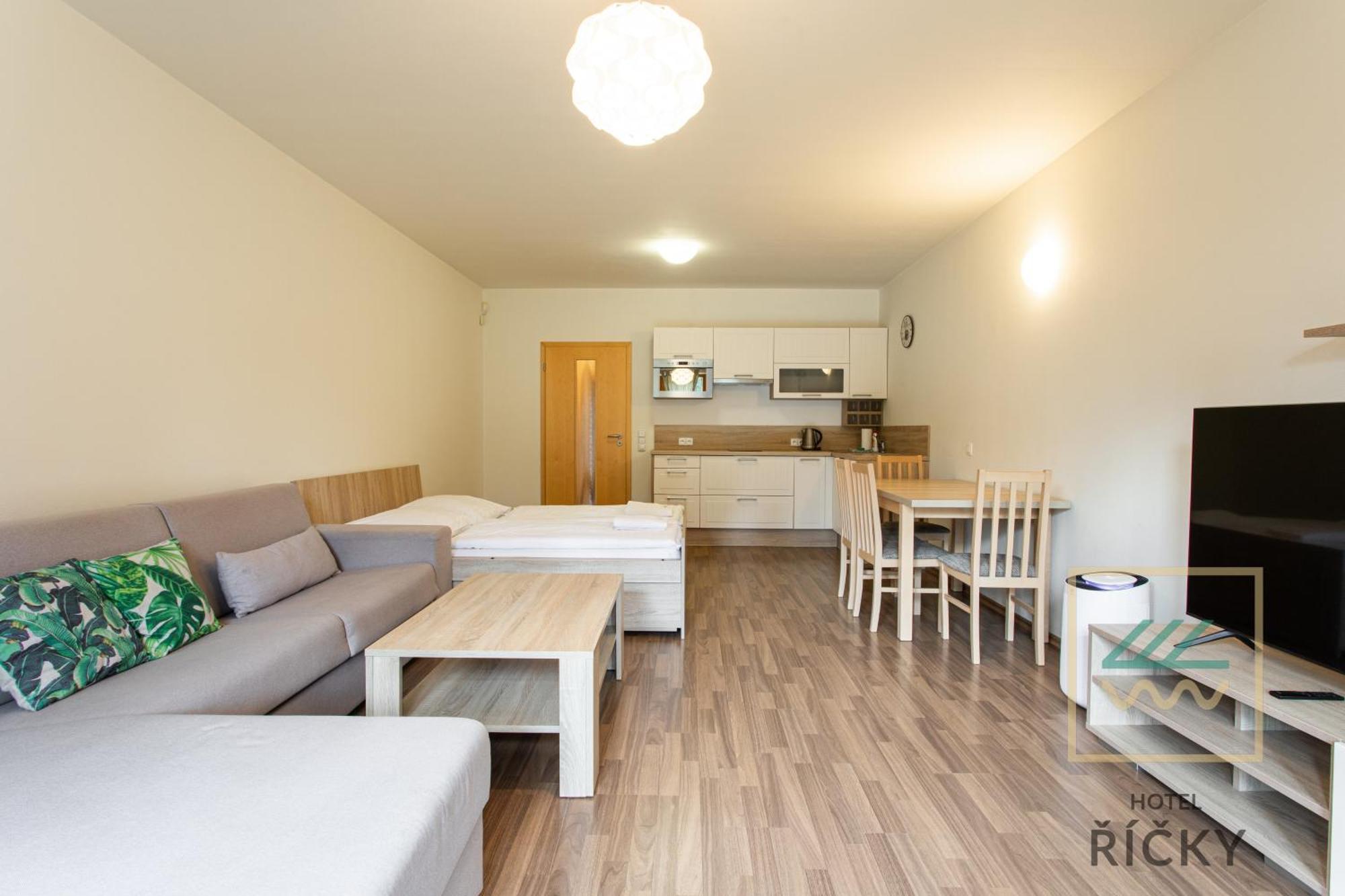 Apartmany Pod Zakletym - Hotel Ricky المظهر الخارجي الصورة