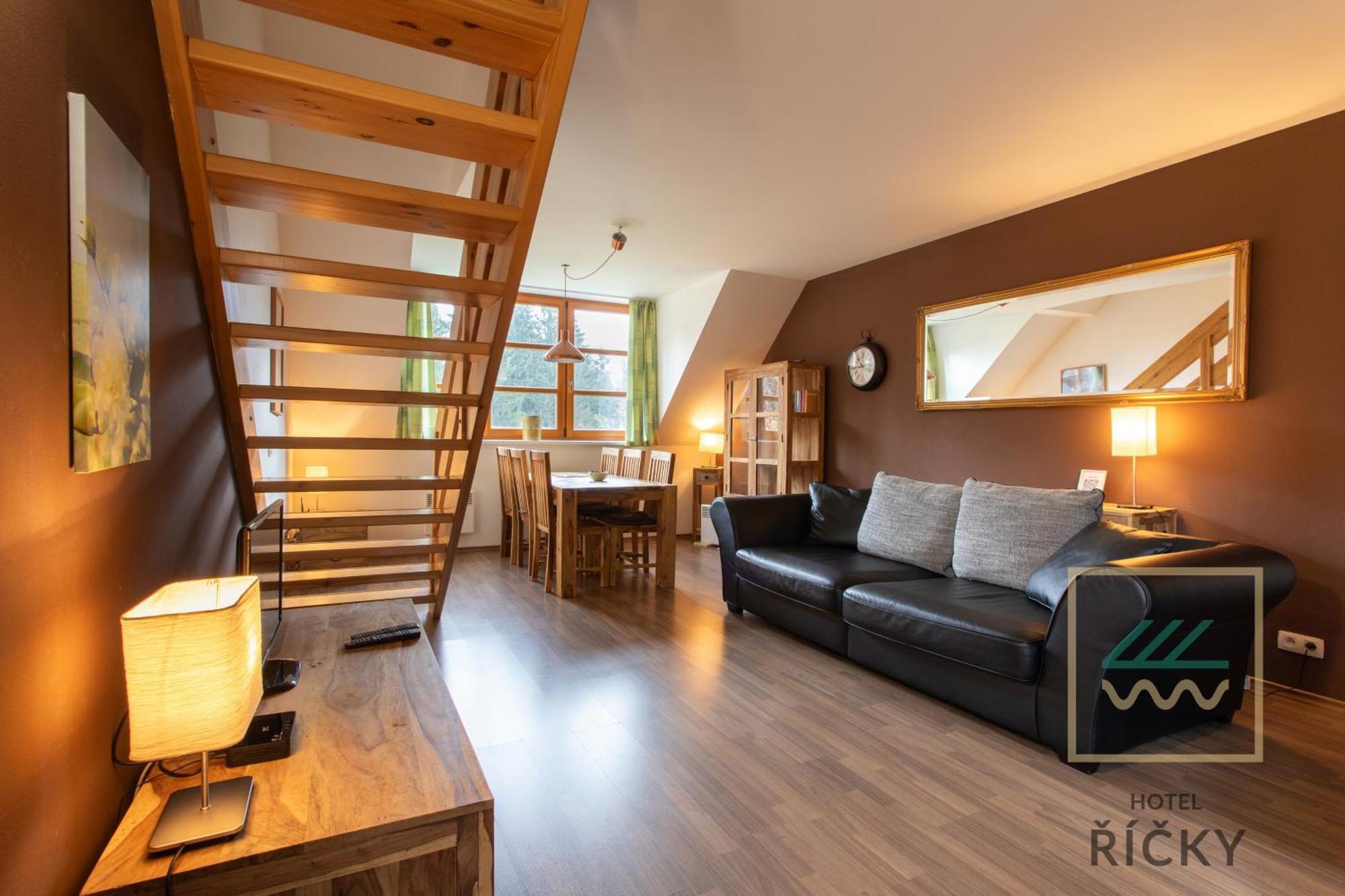 Apartmany Pod Zakletym - Hotel Ricky المظهر الخارجي الصورة