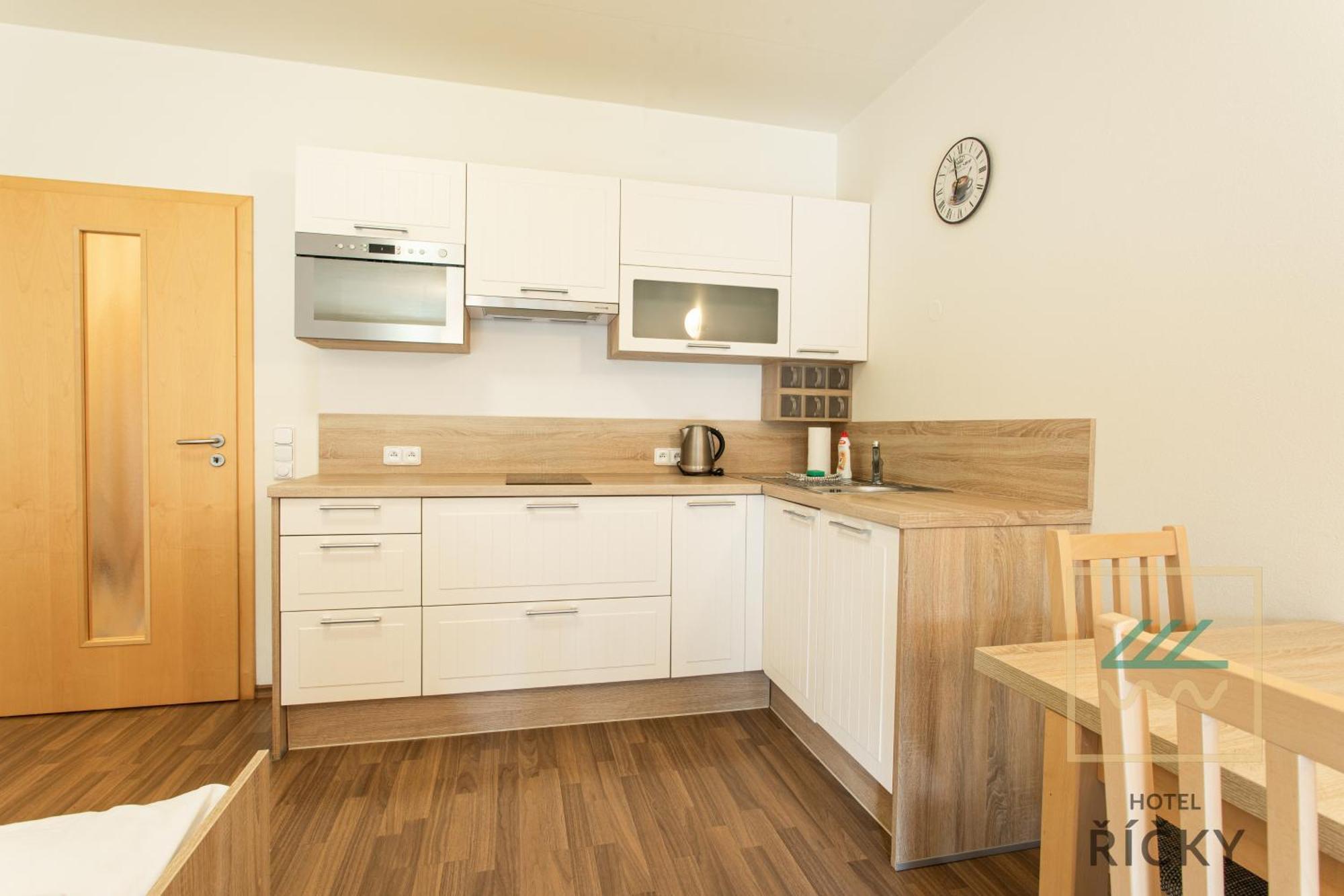 Apartmany Pod Zakletym - Hotel Ricky المظهر الخارجي الصورة